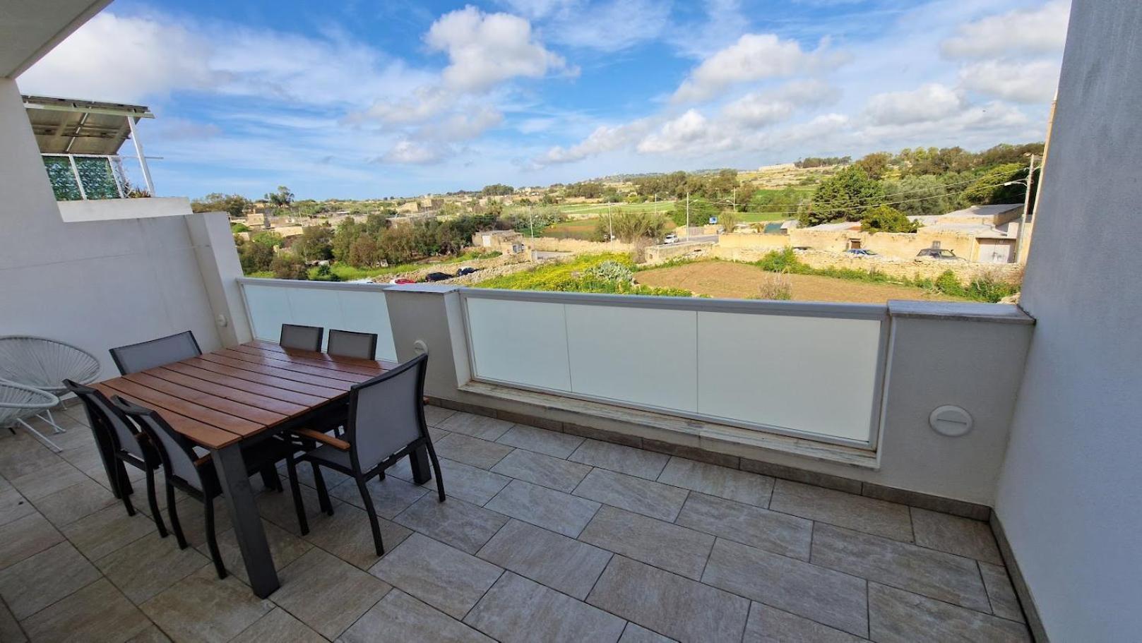 Carousel Apartments Qrendi 外观 照片